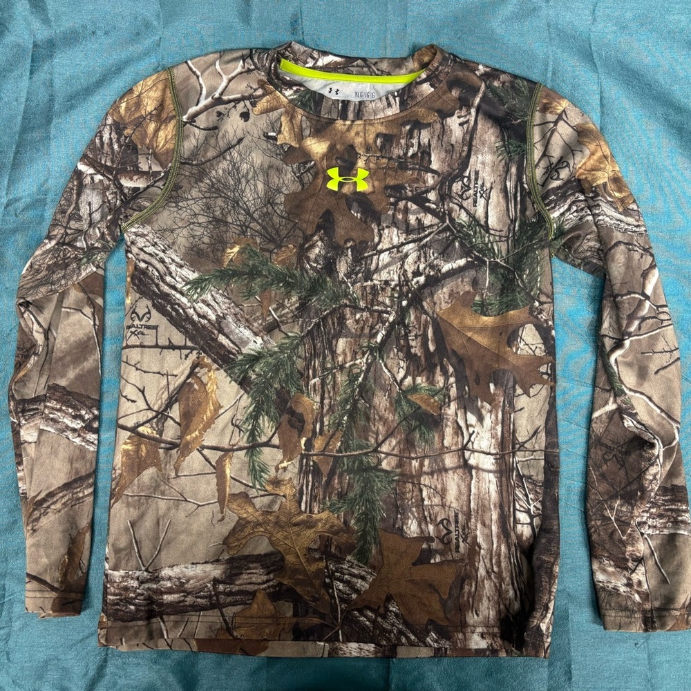 Under Armour Camo Long Sleeve Tee